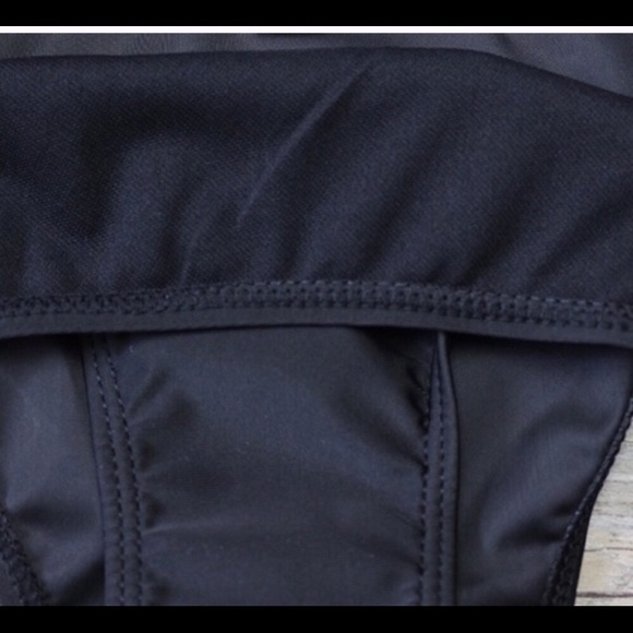 Black bikini bottoms - Picture 3 of 3